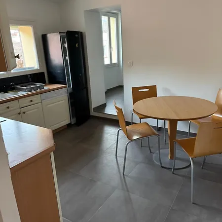 3 Pieces Renove Climatise דירה מאנדליה-לה-נאפול